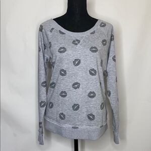 Isaac Mizrahi woman’s sweater